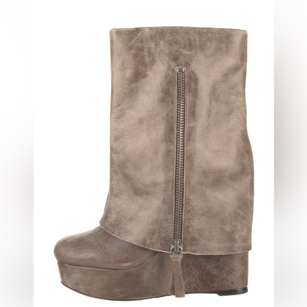 Alice + Olivia Distressed Leather Boots Size 7
